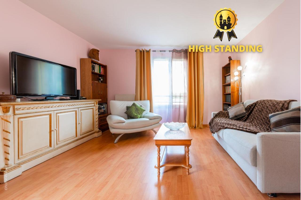 Willow - Fairytale Factory Apartment Сери Екстериор снимка